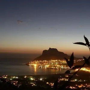 bayview-mountain-seafacing-cottages.hotels-capetown.com/